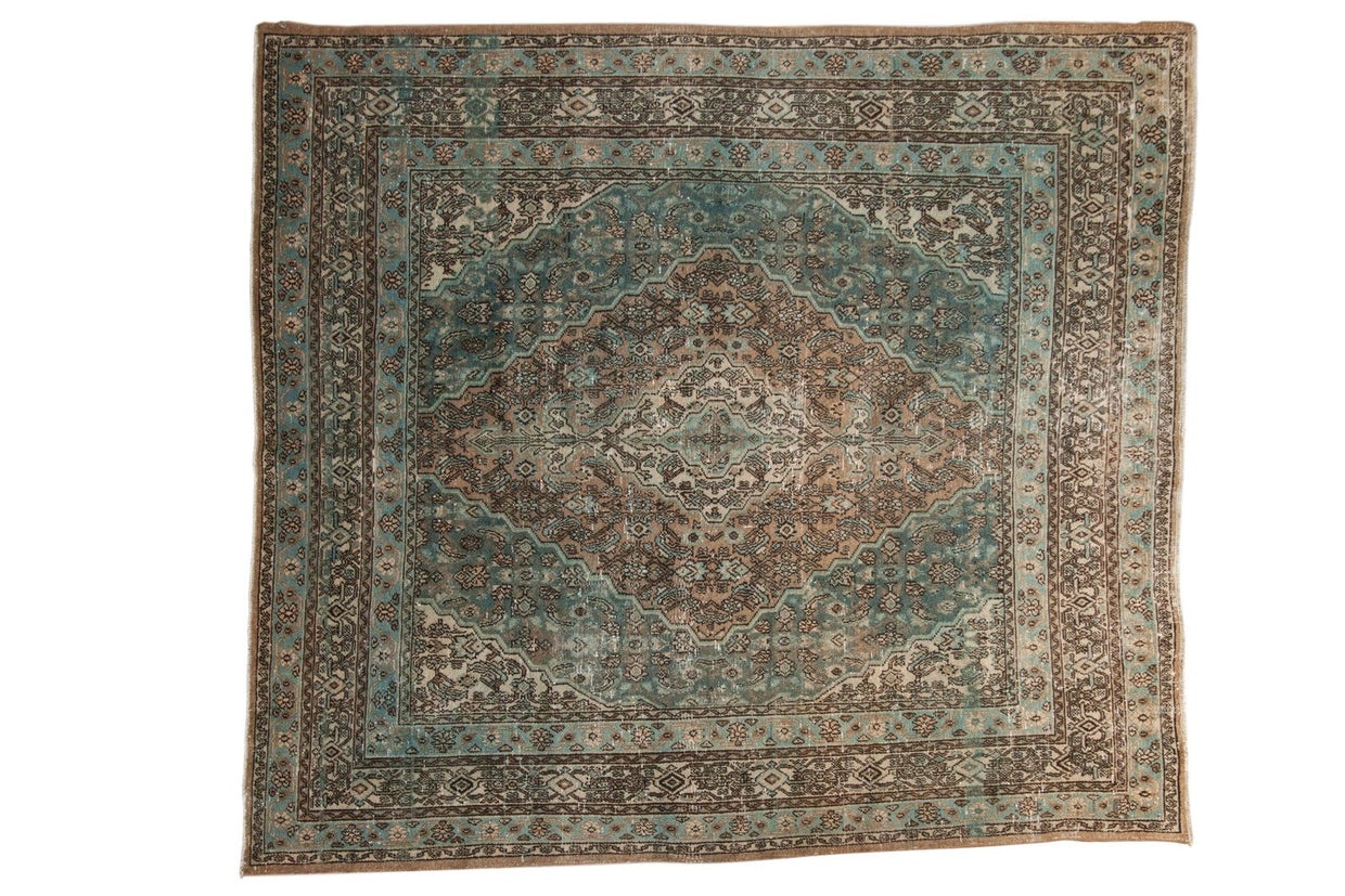 Vintage Distressed Bibikabad Square Carpet / ONH item sm001484