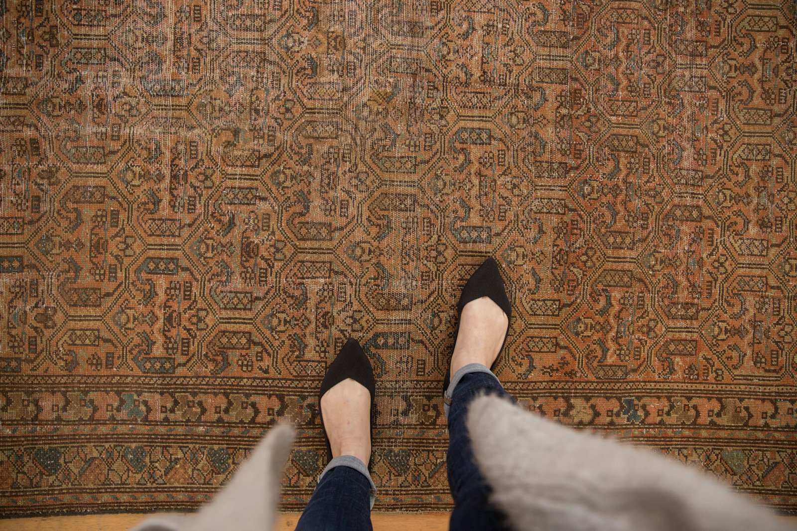 4.5x9 Vintage Distressed Malayer Rug Runner // ONH Item sm001493 Image 1