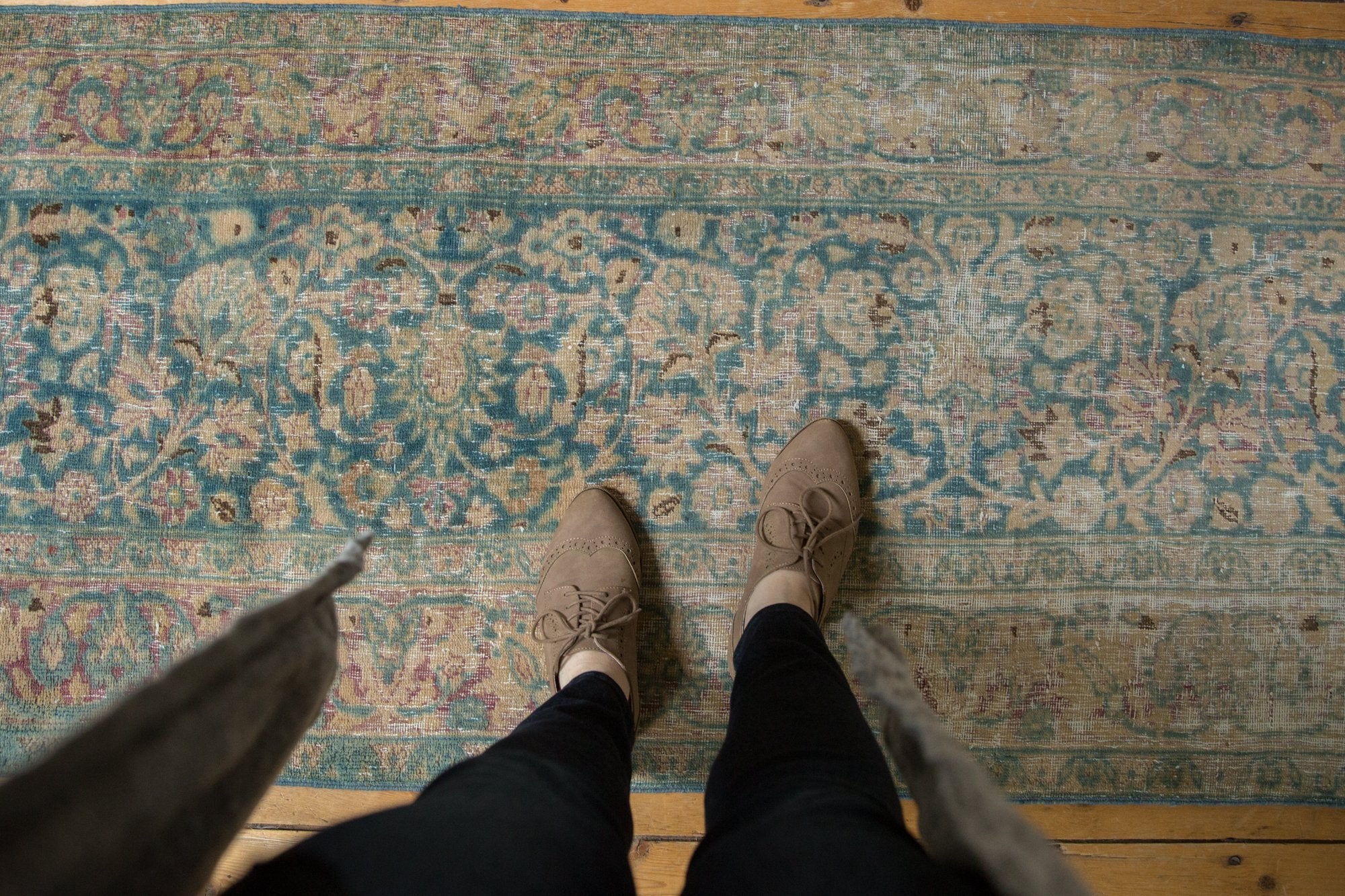 2.5x10 Vintage Distressed Fragment Meshed Rug Runner // ONH Item sm001519 Image 1