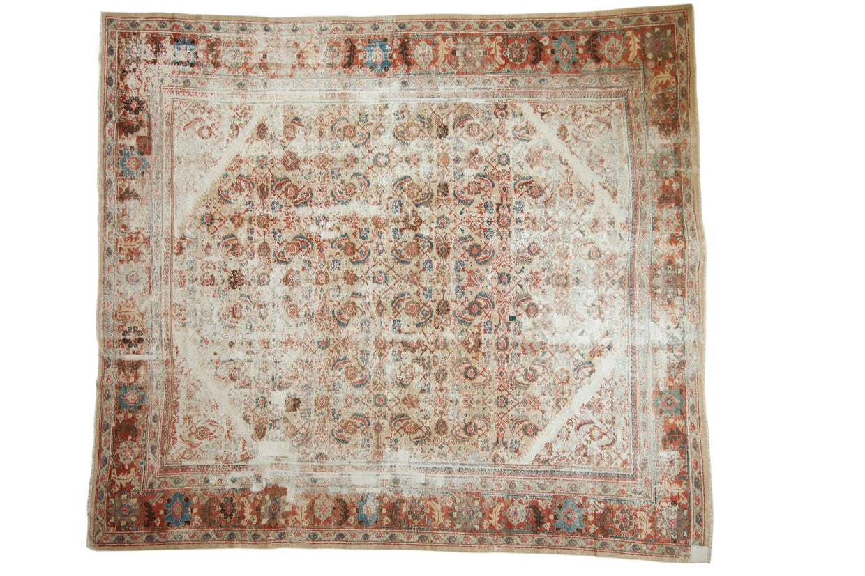 Antique Distressed Sultanabad Square Carpet / ONH item sm001536