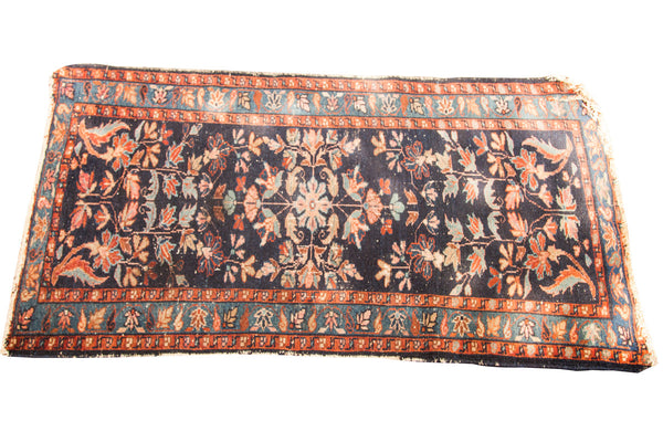 2.5x5 Vintage Navy Blue Lilihan Rug // ONH Item 1775
